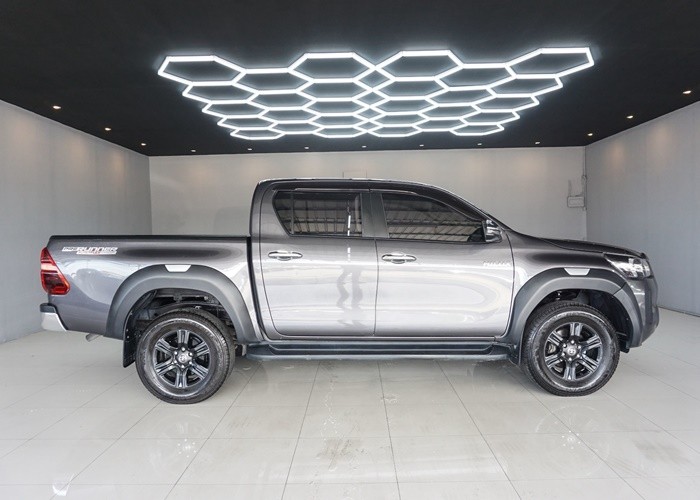 Used 5
                    TOYOTA
                     for Sale Image