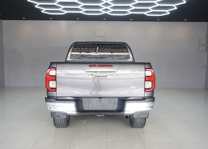 Used 5
                    TOYOTA
                     for Sale Image