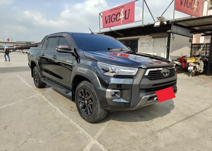 Used 12
                    TOYOTA
                     for Sale Image