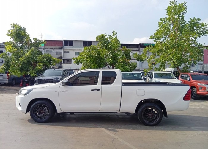 Used 11
                    TOYOTA
                     for Sale Image