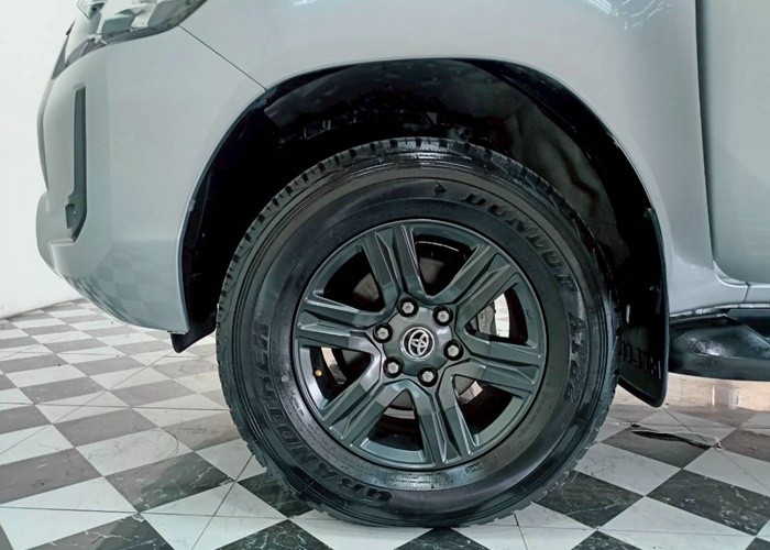 Used 12
                    TOYOTA
                     for Sale Image