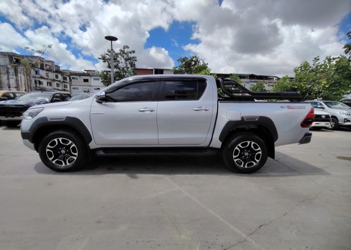 Used 10
                    TOYOTA
                     for Sale Image