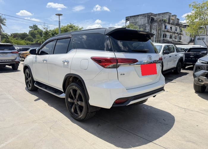 Used 1
                    TOYOTA
                     for Sale Image