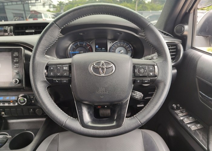 Used 8
                    TOYOTA
                     for Sale Image