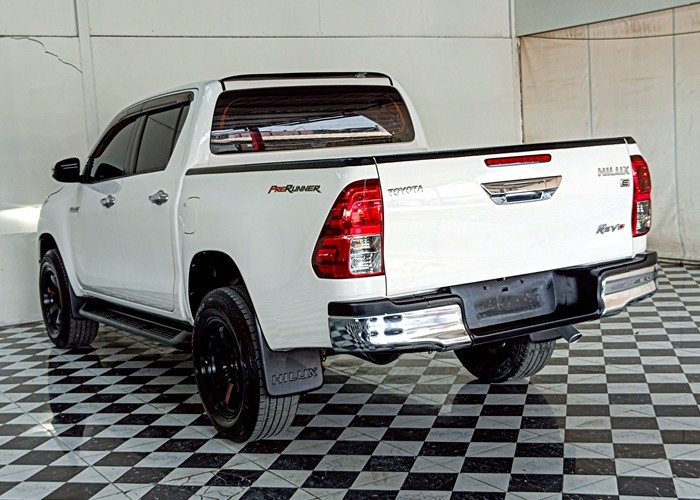 Used 9
                    TOYOTA
                     for Sale Image