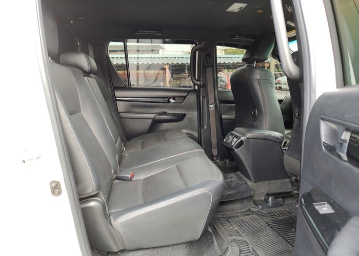 Used 5
                    TOYOTA
                     for Sale Image