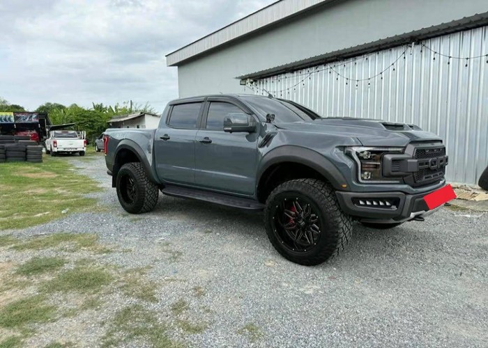 Used 8
                    FORD
                     for Sale Image
