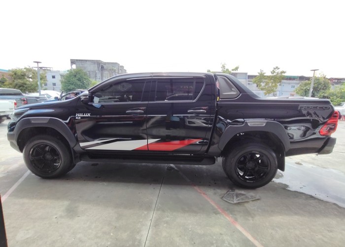 Used 9
                    TOYOTA
                     for Sale Image