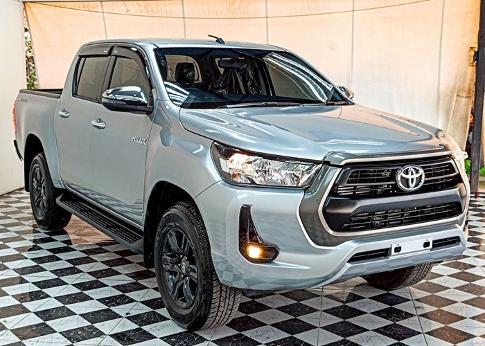 Used 12
                    TOYOTA
                     for Sale Image