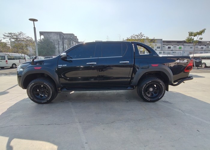 Used 12
                    TOYOTA
                     for Sale Image