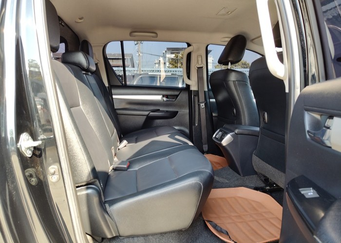 Used 12
                    TOYOTA
                     for Sale Image