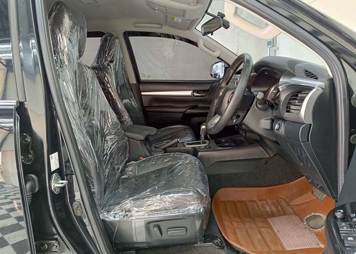 Used 12
                    TOYOTA
                     for Sale Image