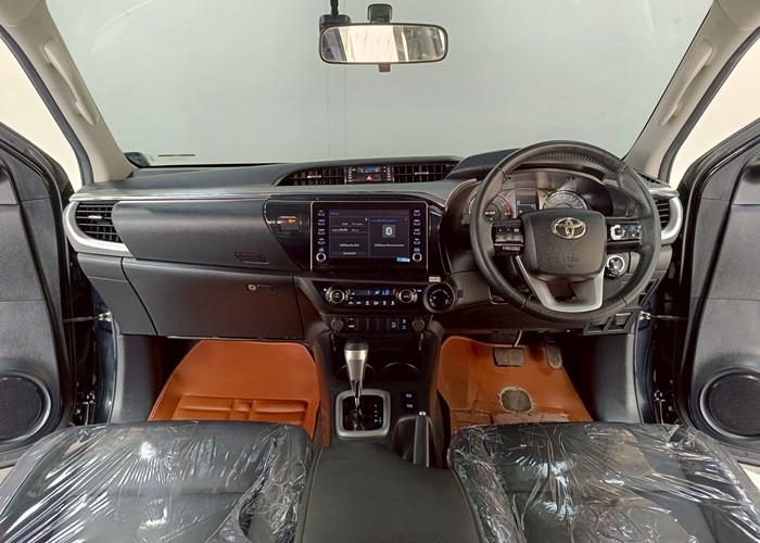 Used 12
                    TOYOTA
                     for Sale Image