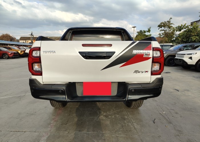 Used 8
                    TOYOTA
                     for Sale Image