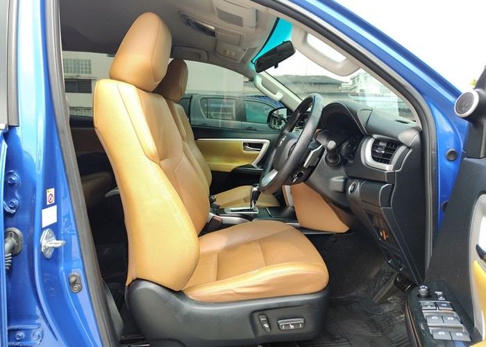 Used 9
                    TOYOTA
                     for Sale Image