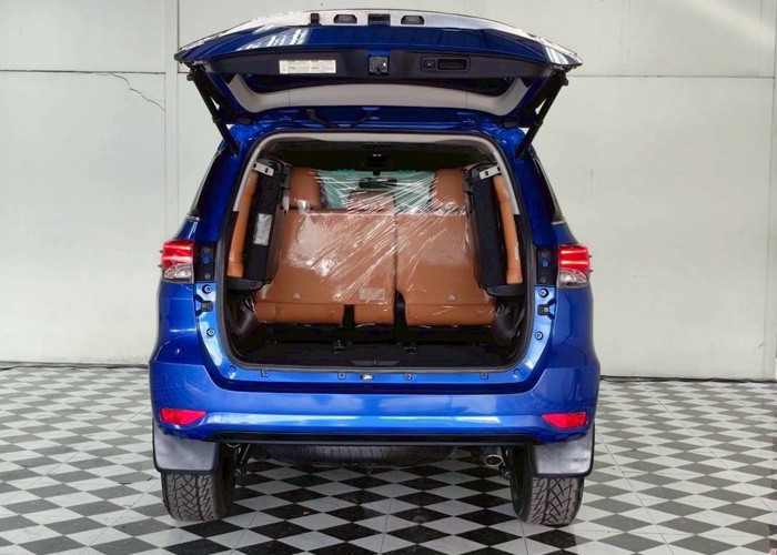 Used 9
                    TOYOTA
                     for Sale Image