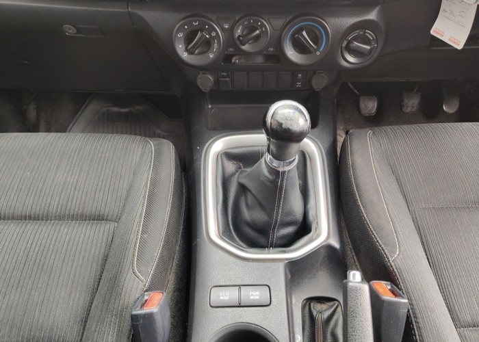 Used 5
                    TOYOTA
                     for Sale Image