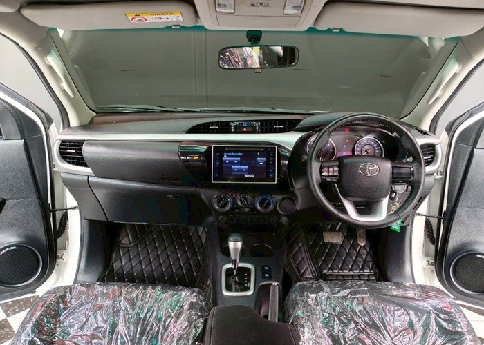 Used 8
                    TOYOTA
                     for Sale Image