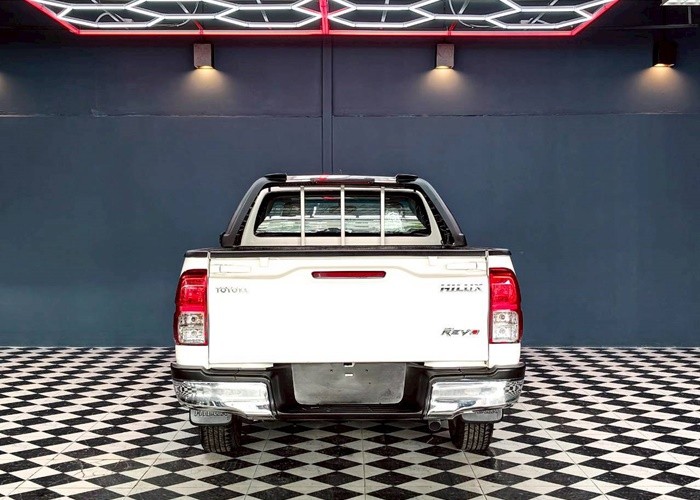 Used 12
                    TOYOTA
                     for Sale Image