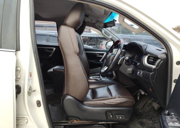 Used 5
                    TOYOTA
                     for Sale Image