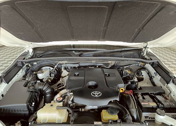 Used 5
                    TOYOTA
                     for Sale Image