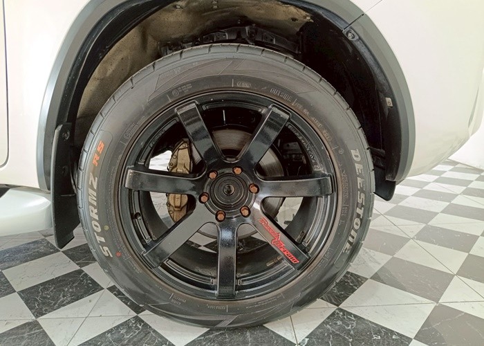 Used 5
                    TOYOTA
                     for Sale Image