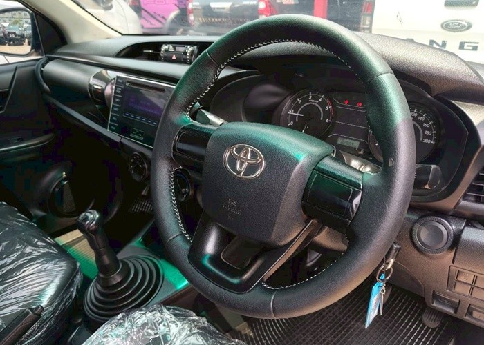 Used 10
                    TOYOTA
                     for Sale Image