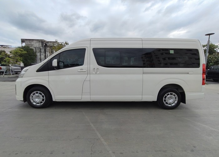 Used 12
                    TOYOTA
                     for Sale Image