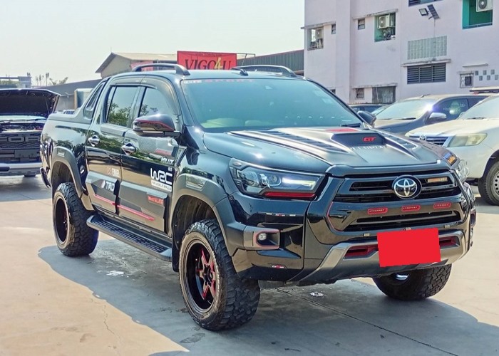 Used 6
                    TOYOTA
                     for Sale Image