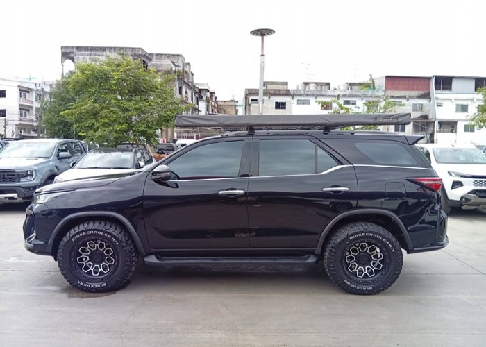 Used 9
                    TOYOTA
                     for Sale Image