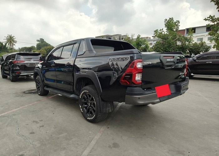 Used 5
                    TOYOTA
                     for Sale Image