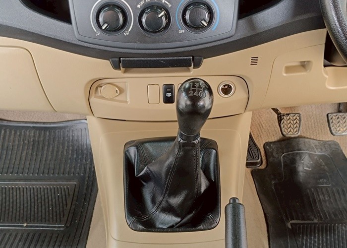 Used 7
                    TOYOTA
                     for Sale Image