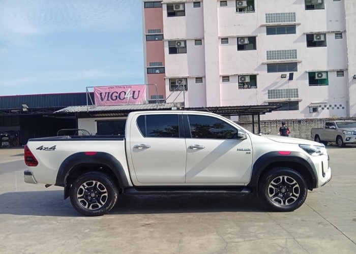 Used 10
                    TOYOTA
                     for Sale Image