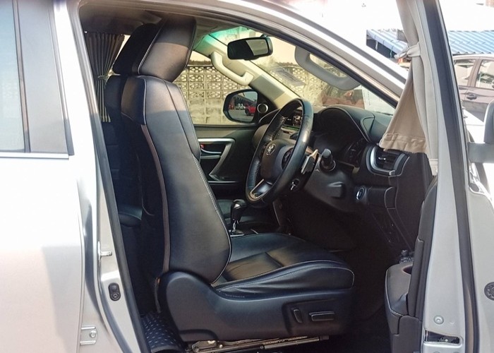 Used 12
                    TOYOTA
                     for Sale Image