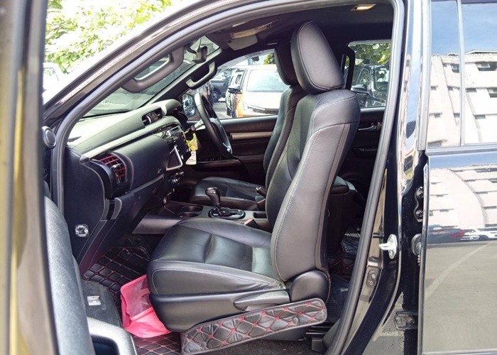 Used 5
                    TOYOTA
                     for Sale Image