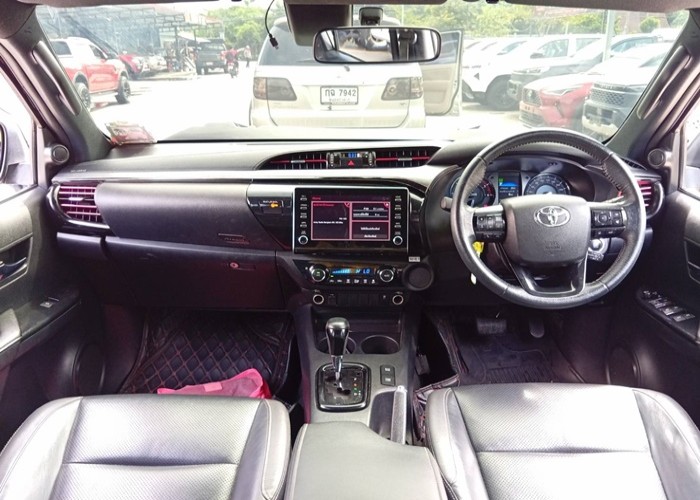 Used 5
                    TOYOTA
                     for Sale Image