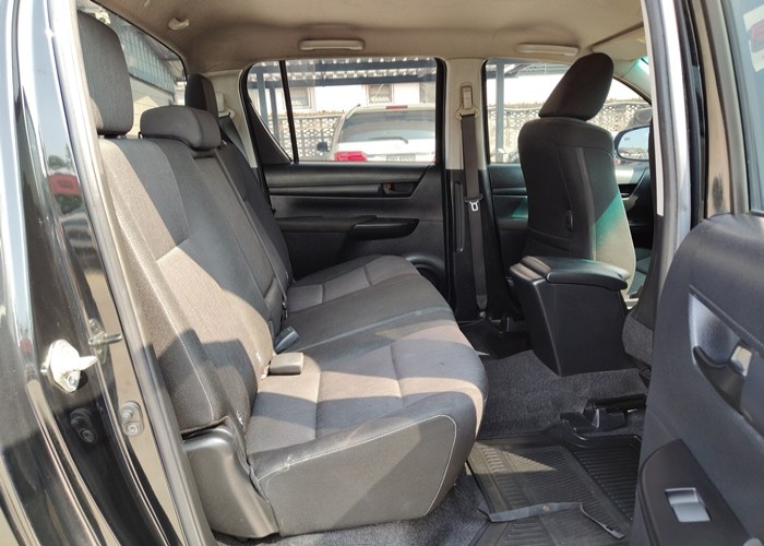 Used 8
                    TOYOTA
                     for Sale Image