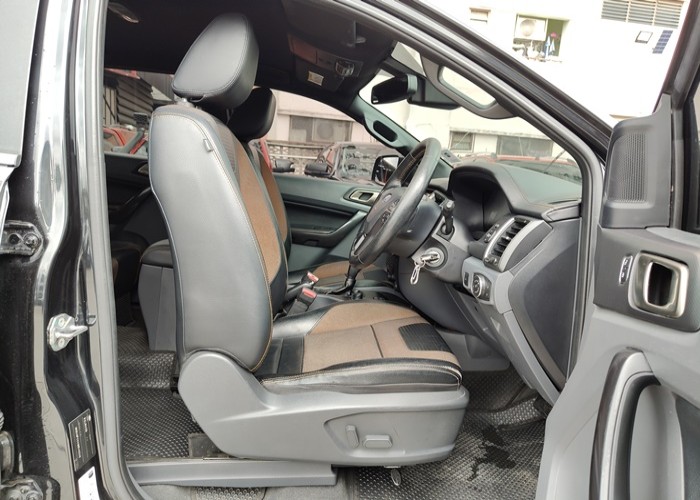 Used 11
                    FORD
                     for Sale Image