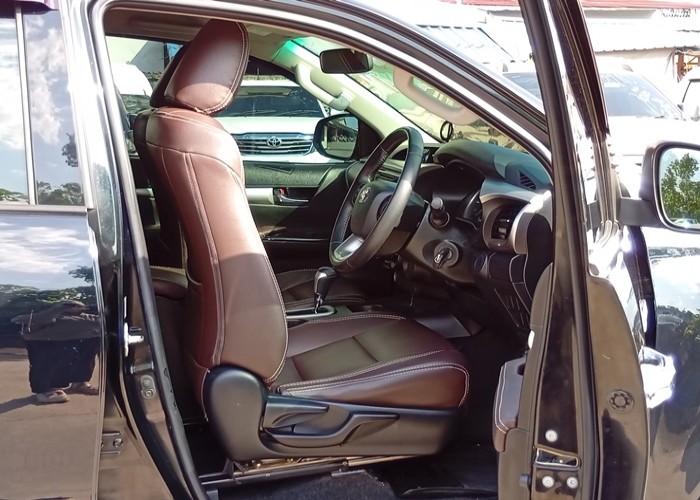 Used 11
                    TOYOTA
                     for Sale Image