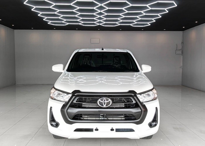 Used 10
                    TOYOTA
                     for Sale Image