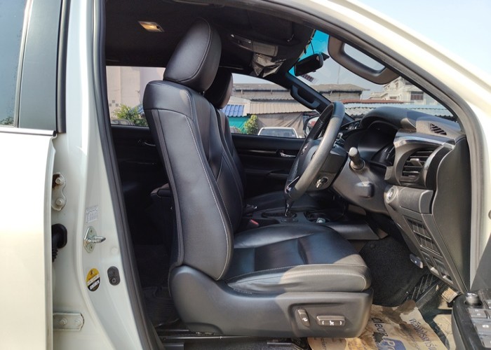 Used 5
                    TOYOTA
                     for Sale Image