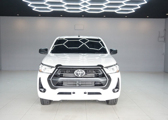 Used 12
                    TOYOTA
                     for Sale Image