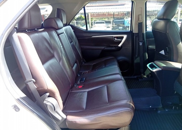 Used 12
                    TOYOTA
                     for Sale Image