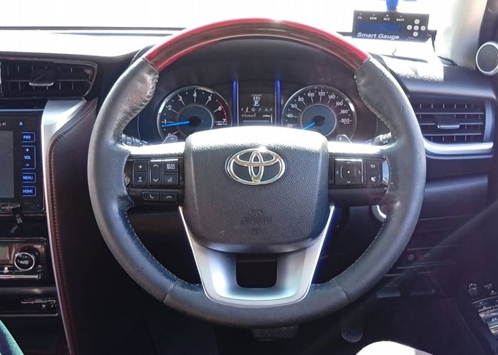 Used 12
                    TOYOTA
                     for Sale Image