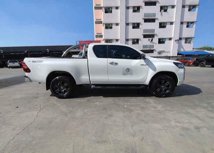 Used 6
                    TOYOTA
                     for Sale Image