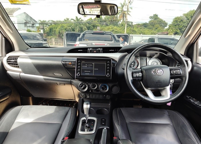Used 8
                    TOYOTA
                     for Sale Image