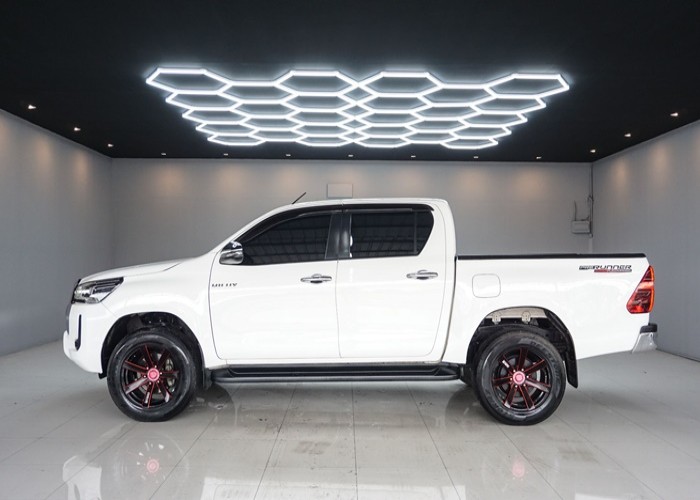 Used 7
                    TOYOTA
                     for Sale Image