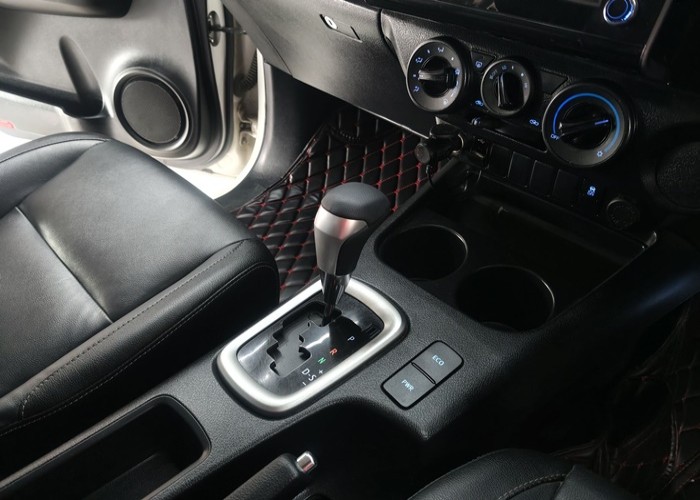 Used 7
                    TOYOTA
                     for Sale Image