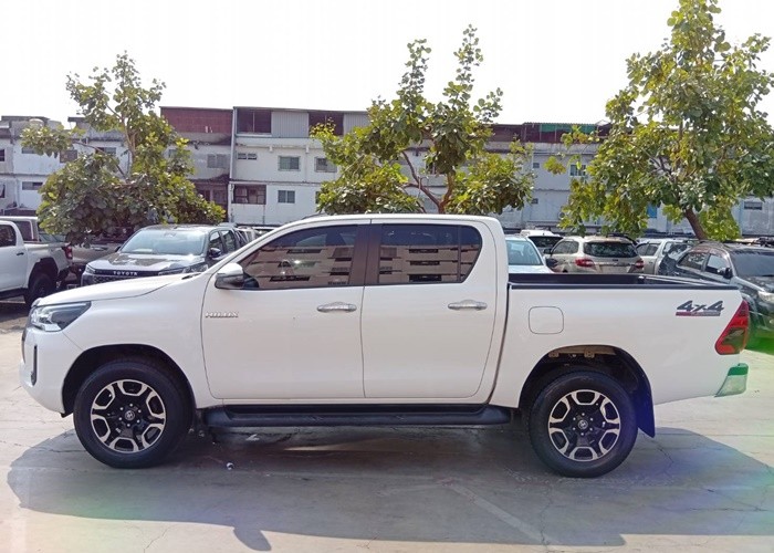 Used 10
                    TOYOTA
                     for Sale Image