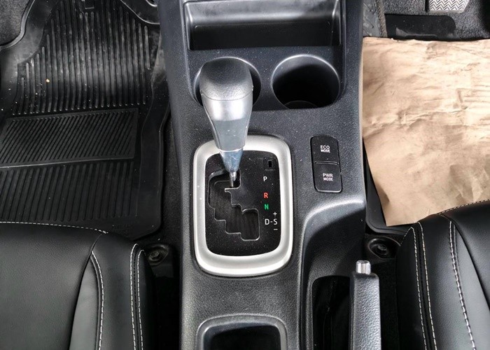 Used 5
                    TOYOTA
                     for Sale Image